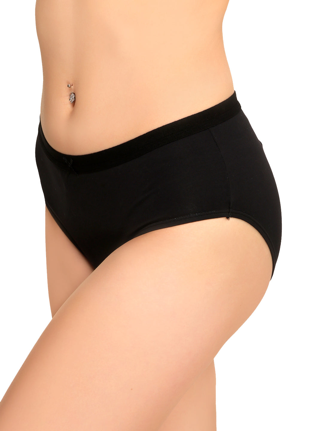 Comfortable black cotton hipster panties with medium rise and full coverage, designed to leave no marks. REVOUE Medium Rise Full Coverage No Marks Cotton Hipster Panty.