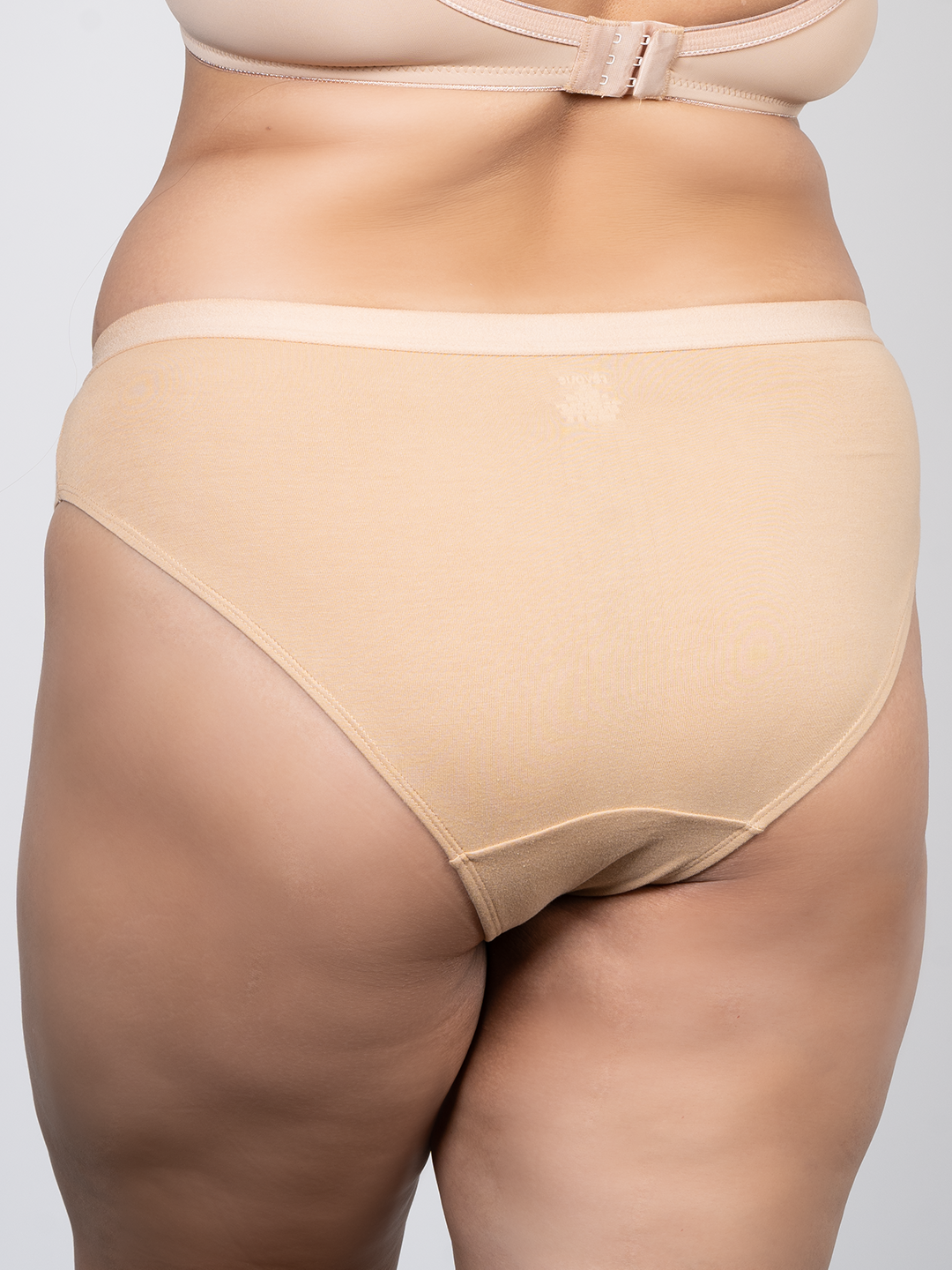 REVOUE Modern Low Waist No Marks Cotton Bikini Panty